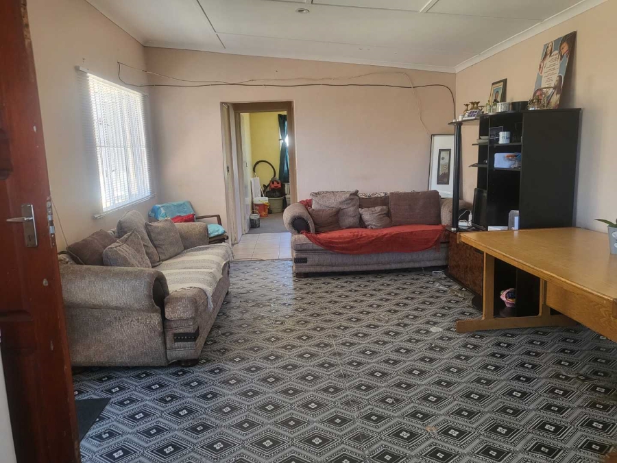 2 Bedroom Property for Sale in Kalkfontein Western Cape